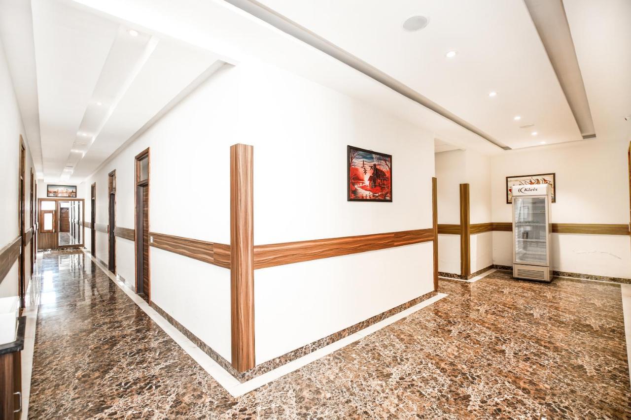 Hotel Woodcrest Zirakpur Chandigarh- Best Family Hotel - Luxurious Rooms - Unit Of Sidham Group Εξωτερικό φωτογραφία